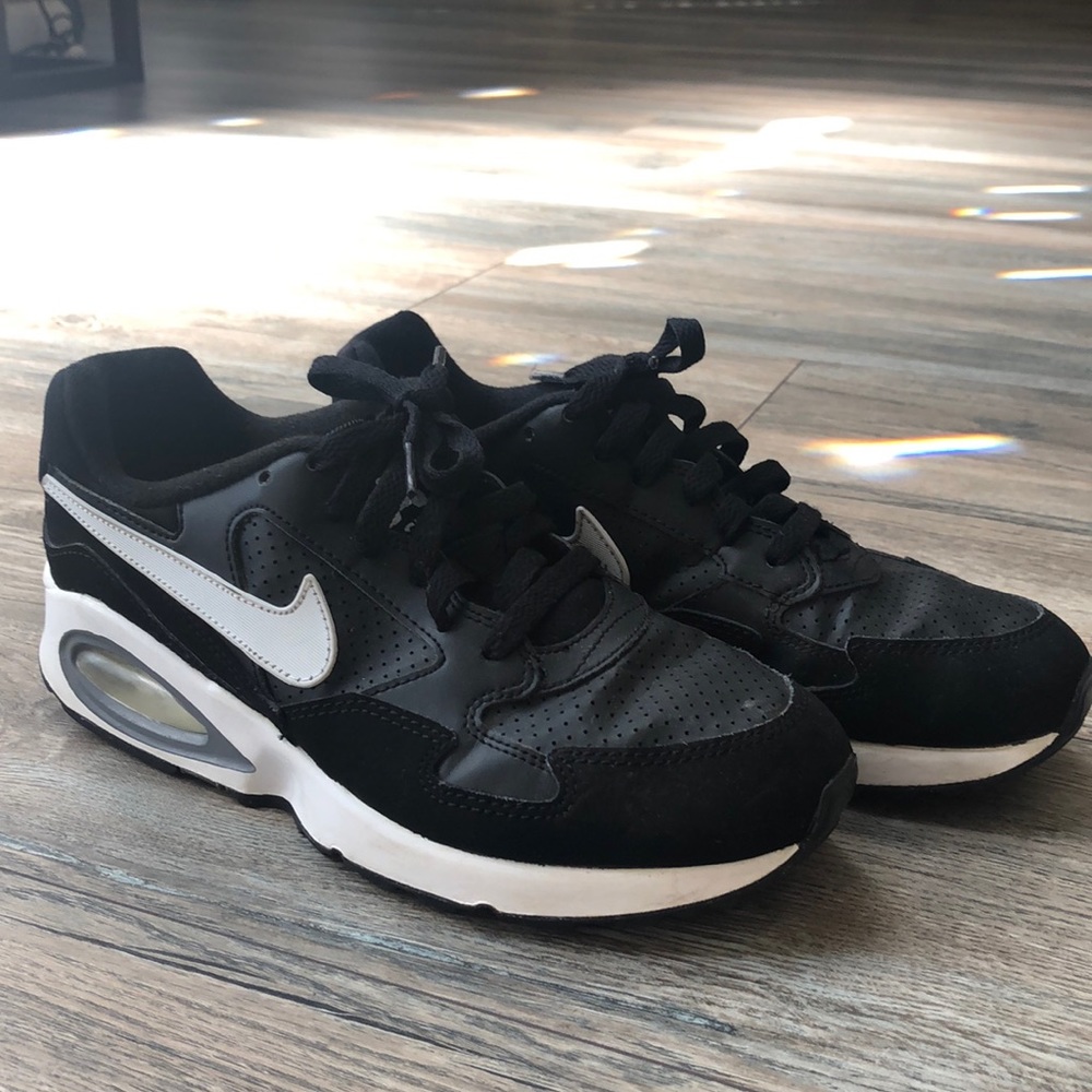 Nike AIR MAX ST